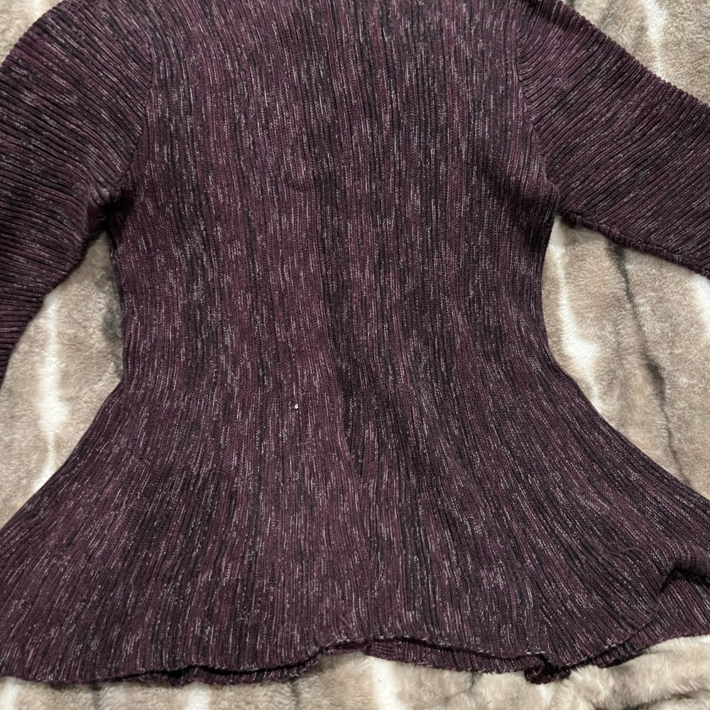 Sweater - Picture 2 of 3